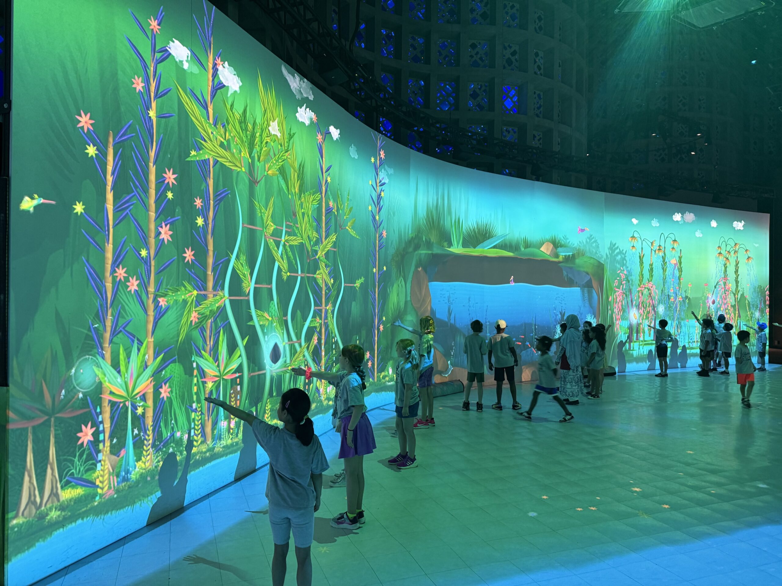 Campers at Ethical Culture Fieldston School on a field trip to the aquarium