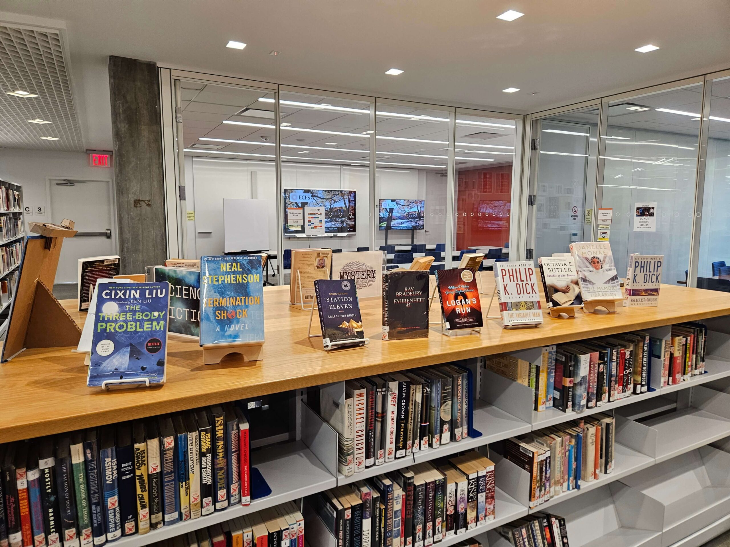 Ethical Culture Fieldston School Tate Library shelves