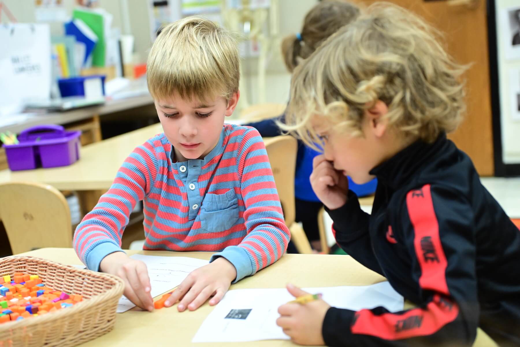 Ethical Culture Fieldston School_Feel Good Photos_Ethical Culture students working together during class