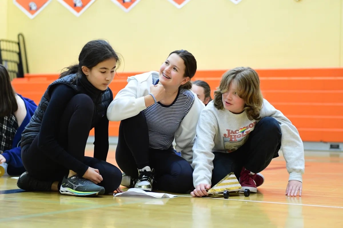 Fieldston Middle 8th Graders Reflect on Mousetrap Car Races - Ethical  Culture Fieldston School