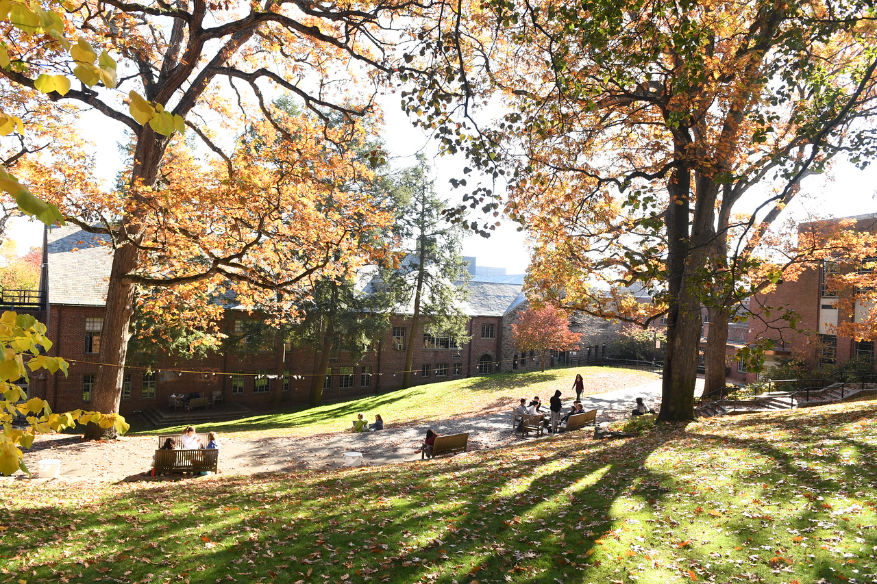 Campus shot of the ECFS Quad during fall