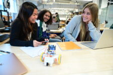Fieldston Upper students work together in engineering lab.