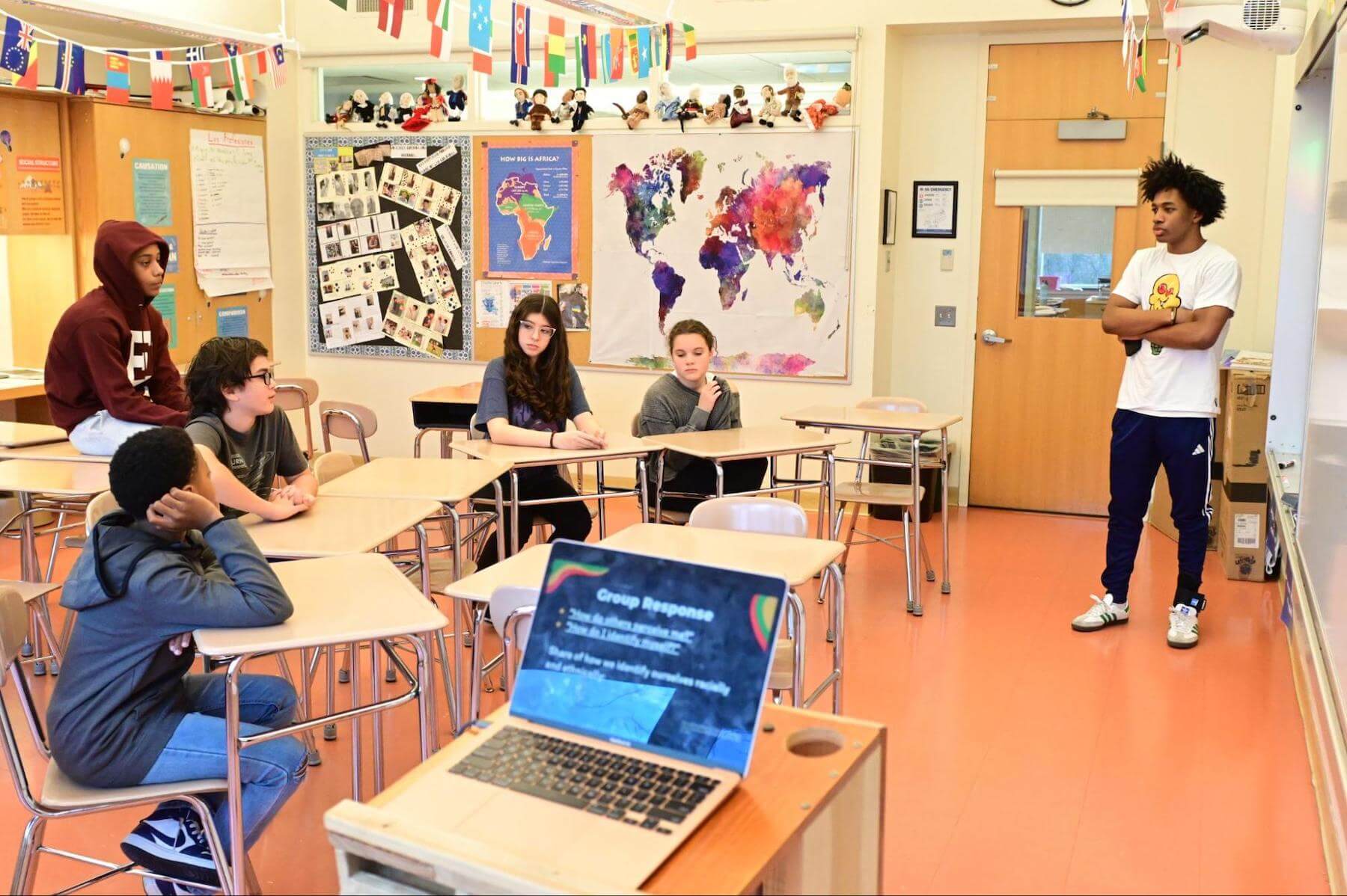 Ethical Culture Fieldston School students participate in STS class.